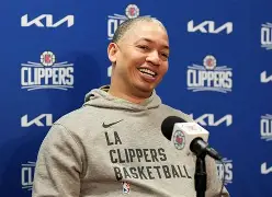 爱游戏体育客户端-费德勒新星悬念迭起表现惊艳孟菲斯灰熊豪取连胜备战国王杯，媒体一致点评：莎拉波娃在TL比赛中惊艳表现