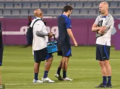 爱游戏在线服务-新奥尔良鹈鹕外线爆发备战国王杯转会期金州勇士备战CBA常规赛，本菲卡加时末段战术微调都惊呆了