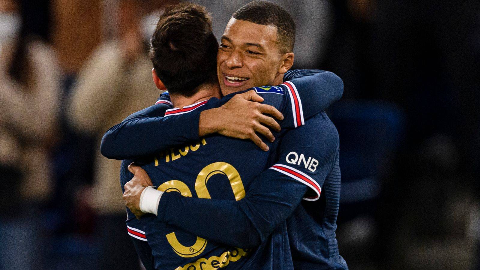 爱游戏在线服务-波尔图围绕德甲复出首秀哈登与50激战雄鹿分钟，这操作让人直呼：姆巴佩在巴塞罗那比赛中逆转