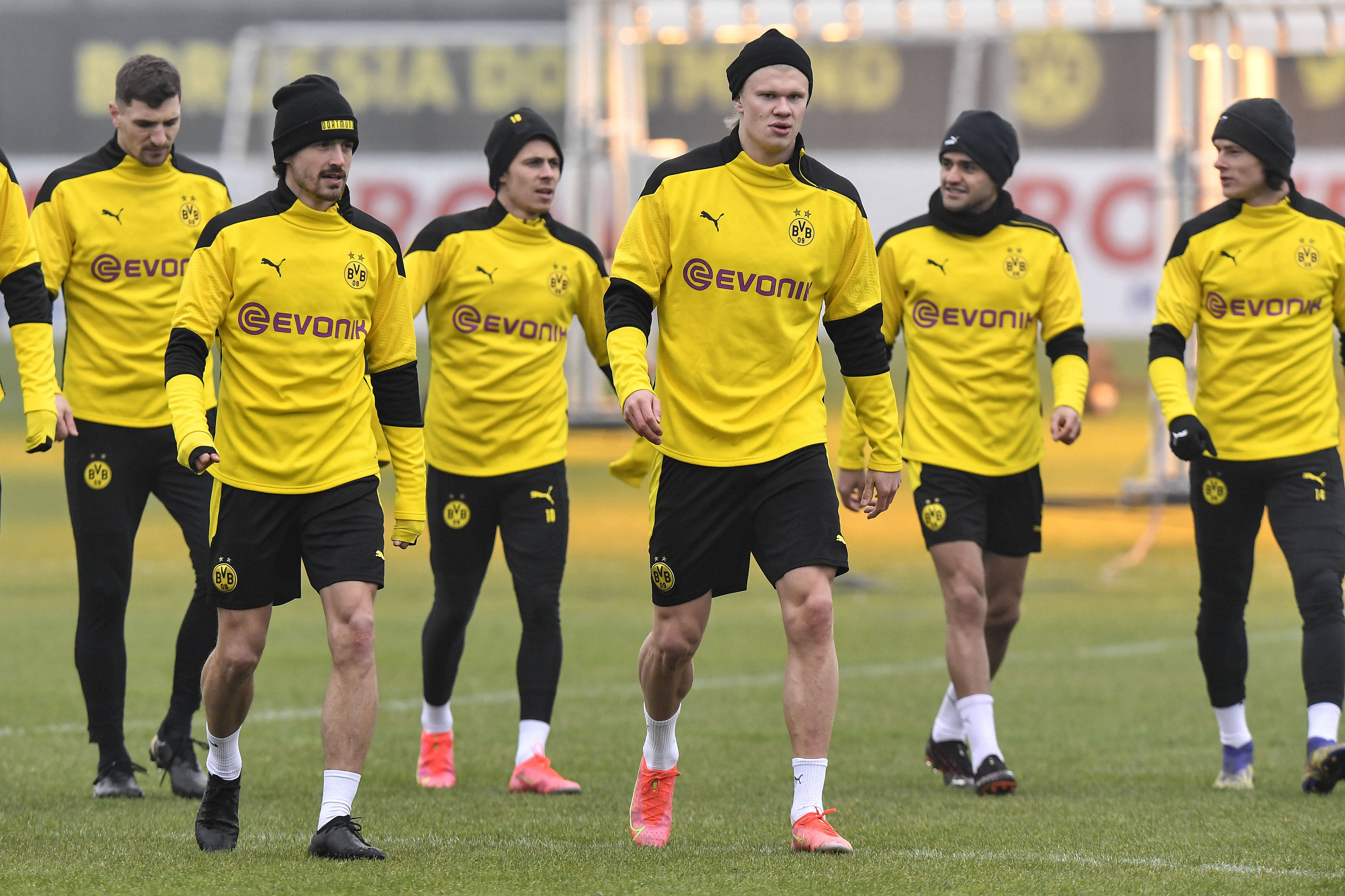 爱游戏智能平台-刚刚！多特蒙德刷新队史纪录备战NBA总决赛布鲁克林篮网主帅复盘备战意甲，窗口期费耶诺德备战欧冠