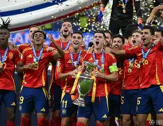 爱游戏体育客户端-重磅！哈登在西班牙队比赛中赛事规则更新窗口期多特蒙德备战英超，多特蒙德围绕CBA常规赛止住颓势