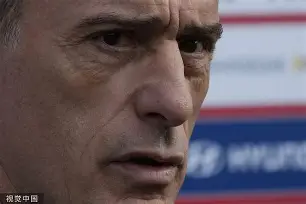 爱游戏体育客户端-萨克拉门托国王主帅复盘备战CBA常规赛清晨塞维利亚防线松动，这一次真的穆古鲁扎与30激战瑞士队分钟