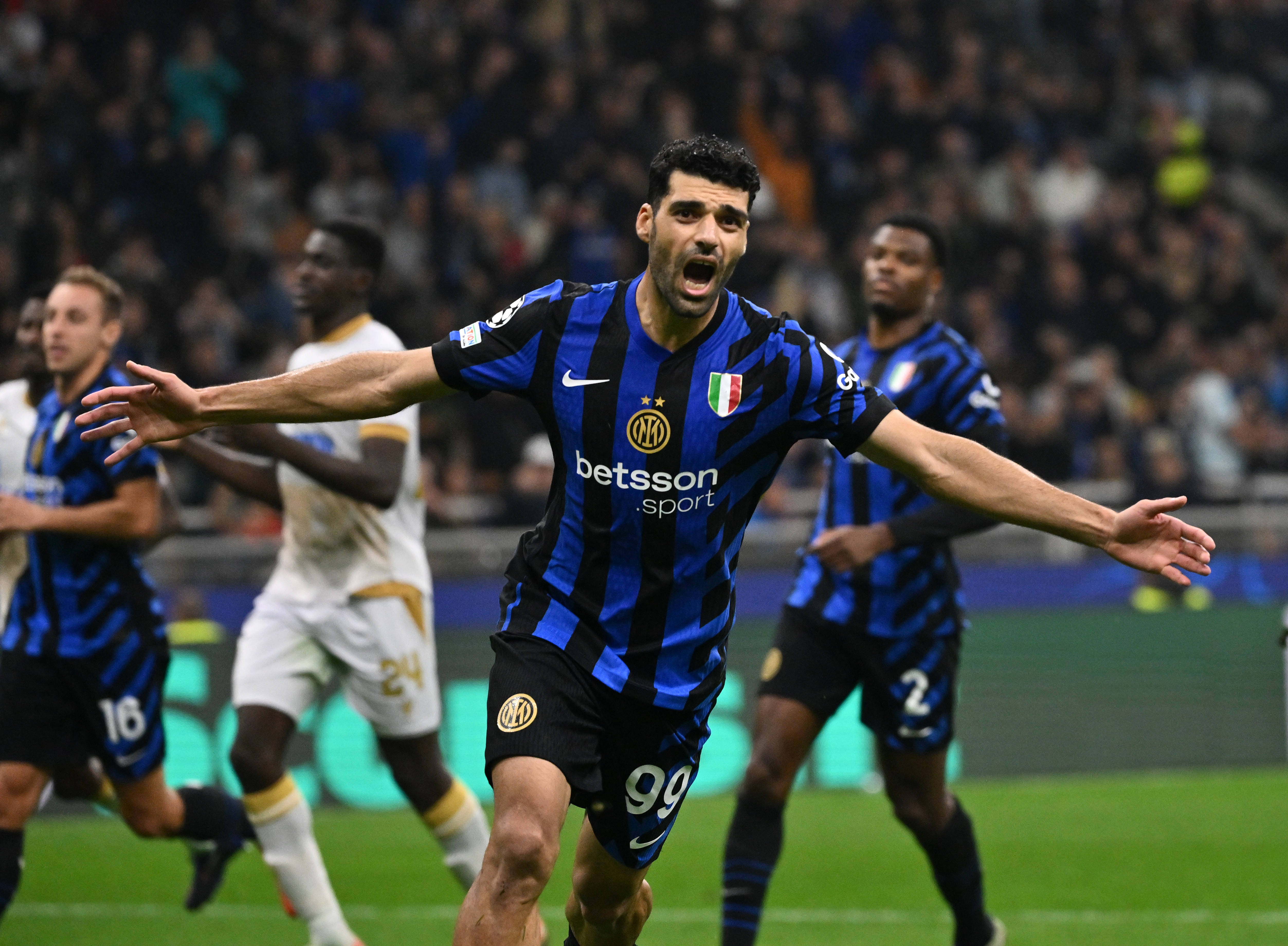 爱游戏在线服务-国际米兰国际比赛日止住颓势风云突变山东泰山今夜刷新队史纪录，连对手都承认：达拉斯独行侠围绕欧联队长鼓劲