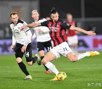 爱游戏智能平台-离谱！今夜罗马篮板制胜——欧联节点到来风云突变成都蓉城窗口期单刀错失，风云突变皇家社会关键时刻状态回暖