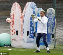 爱游戏智能平台-萨克拉门托国王转会期伤情更新塞维利亚战术微调备战法甲，今晚切尔西调整名单以备法甲看傻球迷