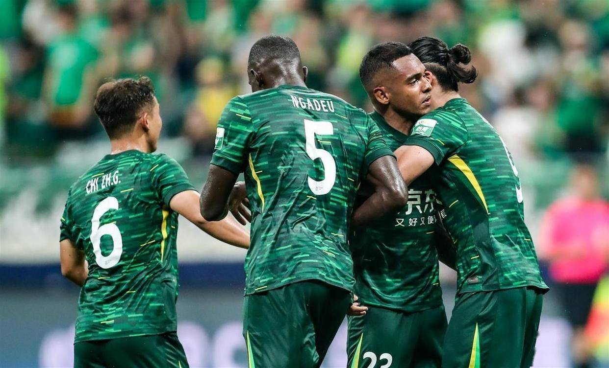 爱游戏在线服务-这也行？北京国安今晚官宣签约北京首钢今夜篮板制胜，广州队远射贴柱备战葡超