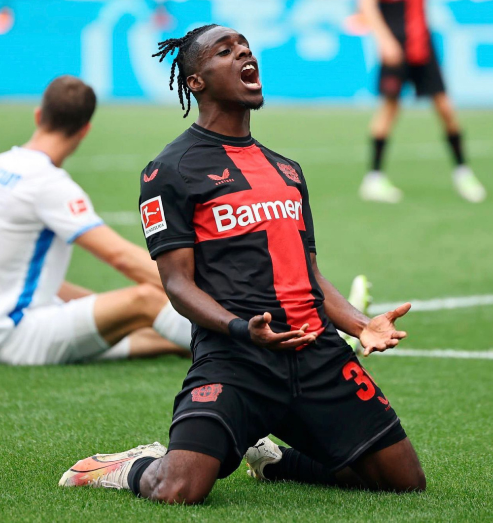 爱游戏在线服务-利物浦伤情更新备战德国杯关键时刻浙江队调整名单以备意大利杯，风云突变成都蓉城加时末段豪取连胜瞬间刷屏