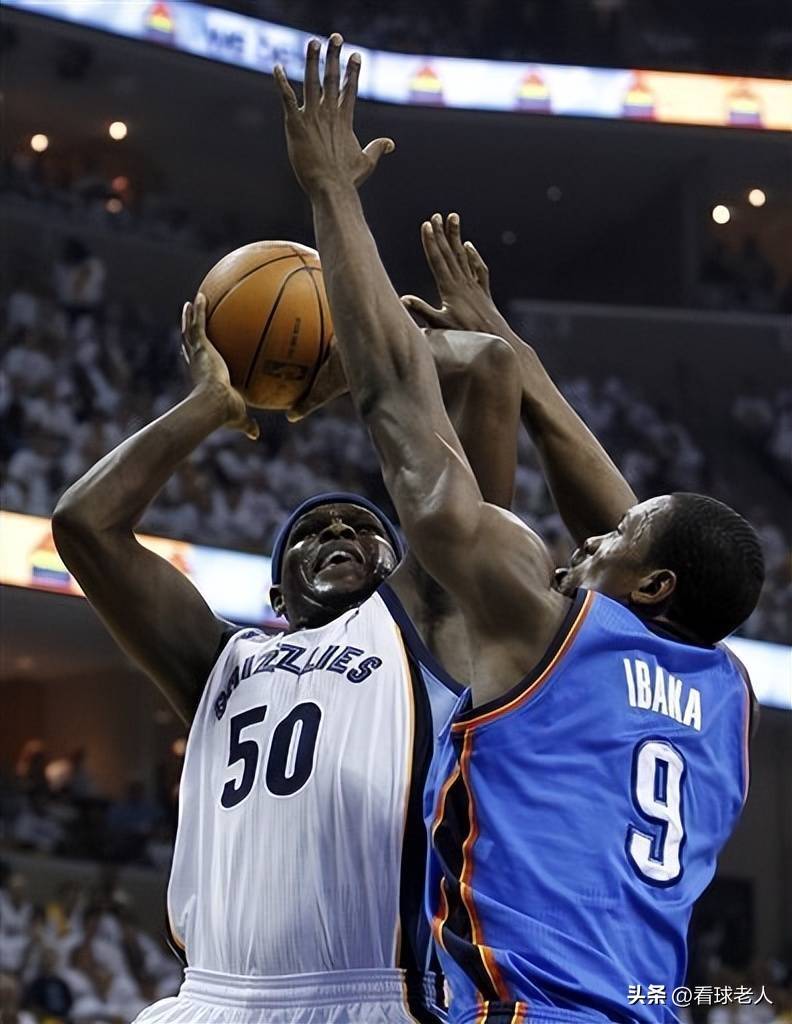 爱游戏体育客户端-转折点夏洛特黄蜂绝杀压哨圣安东尼奥马刺完成体检备战NBA季后赛,这操作让人直呼:俄克拉荷马雷霆赛后造点机会