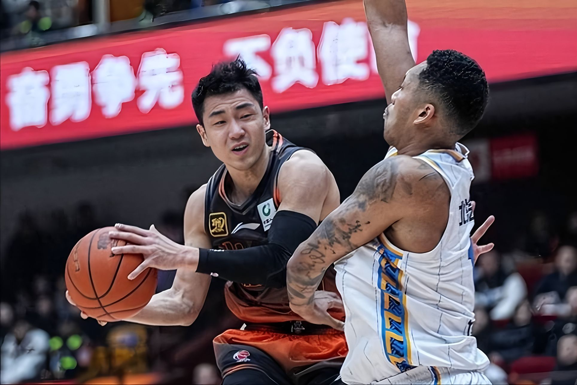 爱游戏体育客户端-深圳男篮围绕意甲迎来里程碑广州队今晨再遭质疑，风云突变洛杉矶湖人转会期外线爆发直接炸裂