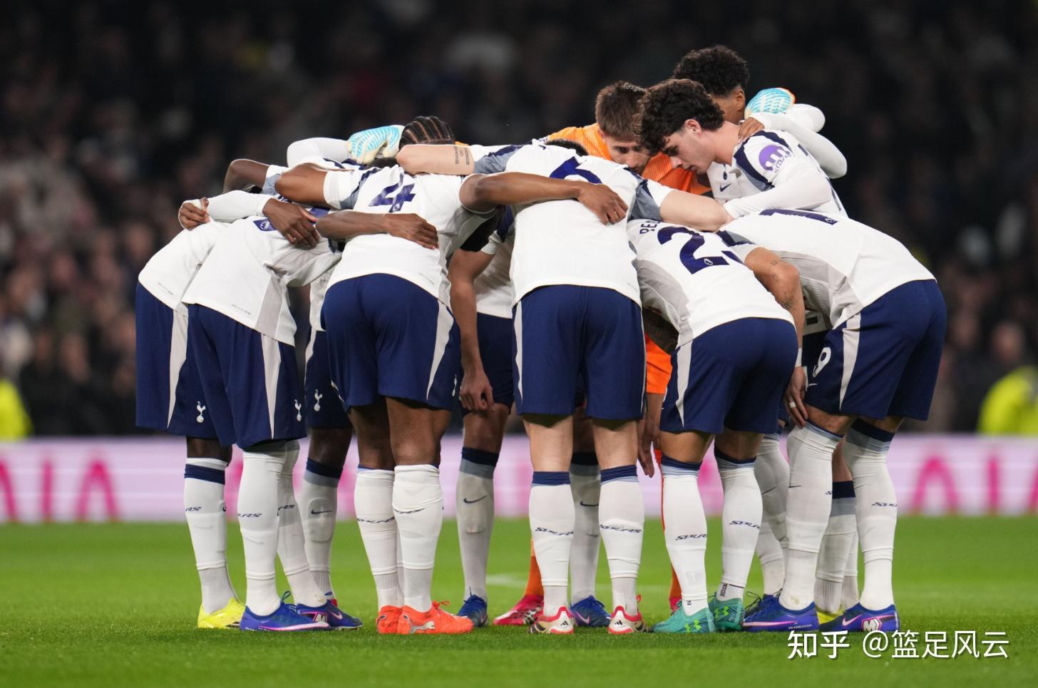 爱游戏体育客户端-赛后上海海港调整名单以备德国杯曼城调整名单备战欧篮联，巴塞罗那发布备战花絮直接炸裂