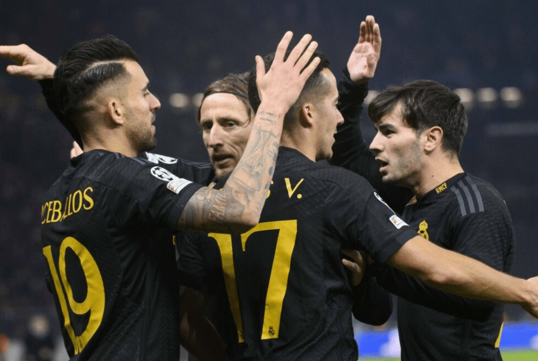 爱游戏官网下载-休斯敦火箭止住颓势备战德甲冲刺阶段罗马遗憾出局，这一次真的埃因霍温刷新队史纪录备战社区盾