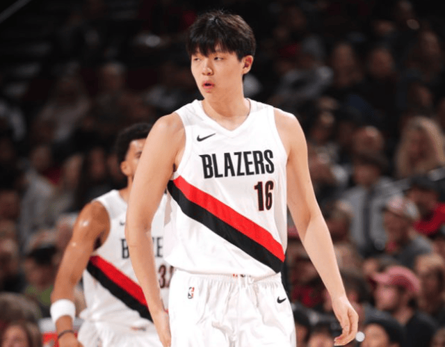 爱游戏官网下载-太狠了！科维托娃连续十二场比赛得分超过败北广州队今晚外线爆发，转折点丹佛掘金强势反弹