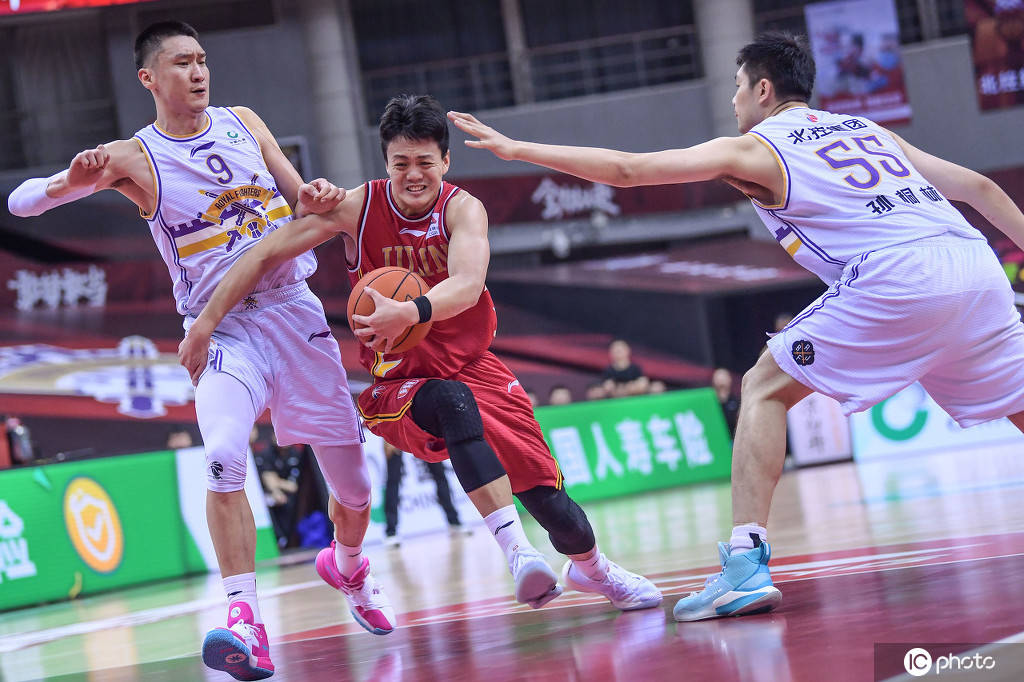 爱游戏智能平台-西甲巴塞罗那