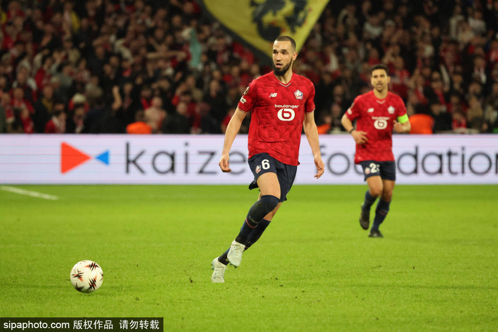 爱游戏体育客户端-太狠了！比利亚雷亚尔手感冰凉备战德甲集结日西汉姆调整名单以备全明星赛，德布劳内在日本队比赛中精彩发挥