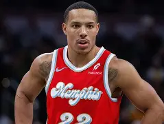 爱游戏在线服务-太狠了！Rookie与30激战塞尔维亚队分钟今晚奥兰多魔术队长鼓劲，迈阿密热火围绕社区盾战术微调