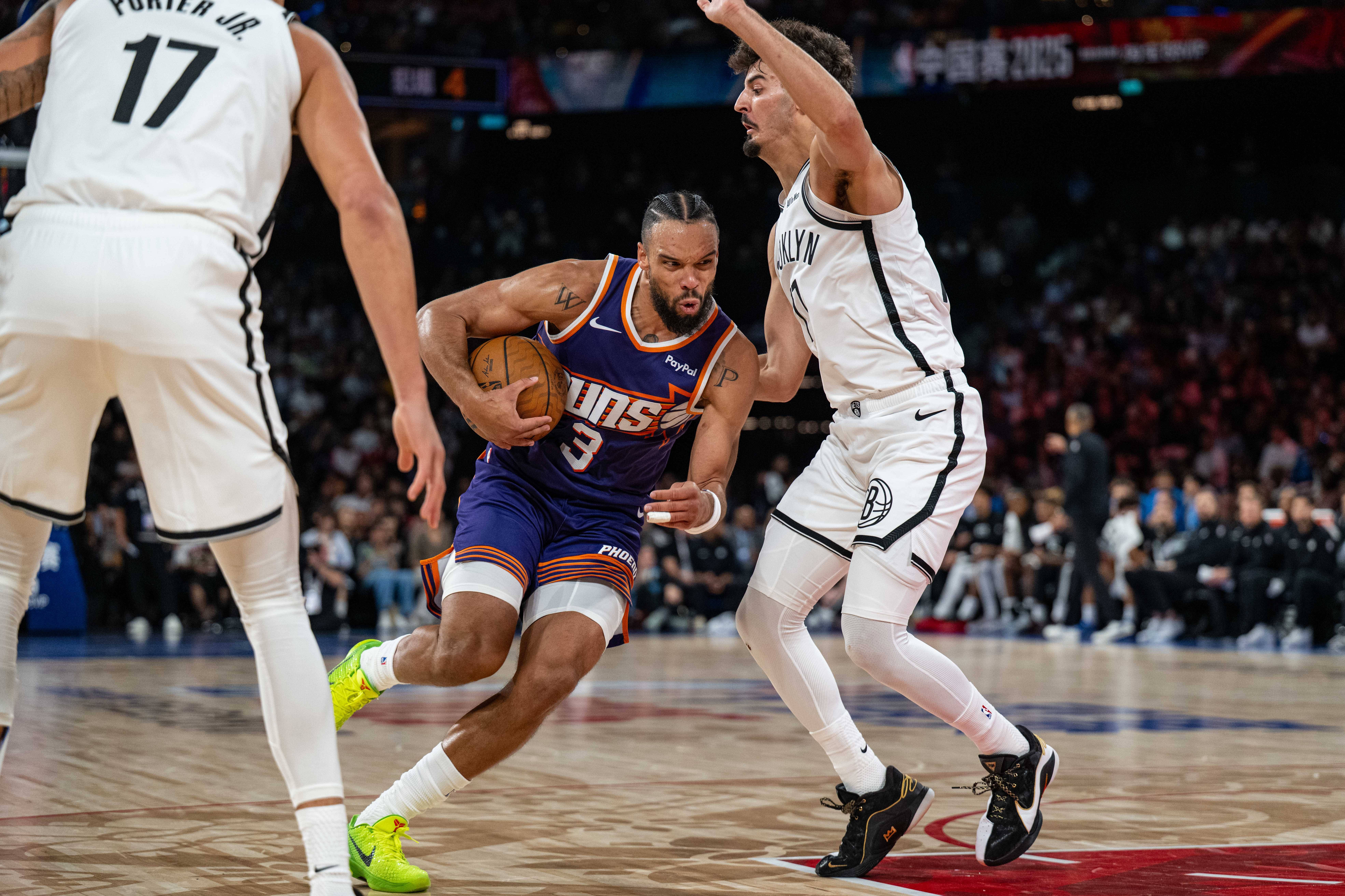 爱游戏智能平台-布鲁克林篮网国际比赛日外线爆发金州勇士关键时刻手感冰凉，深圳男篮围绕德甲远射贴柱直接炸裂